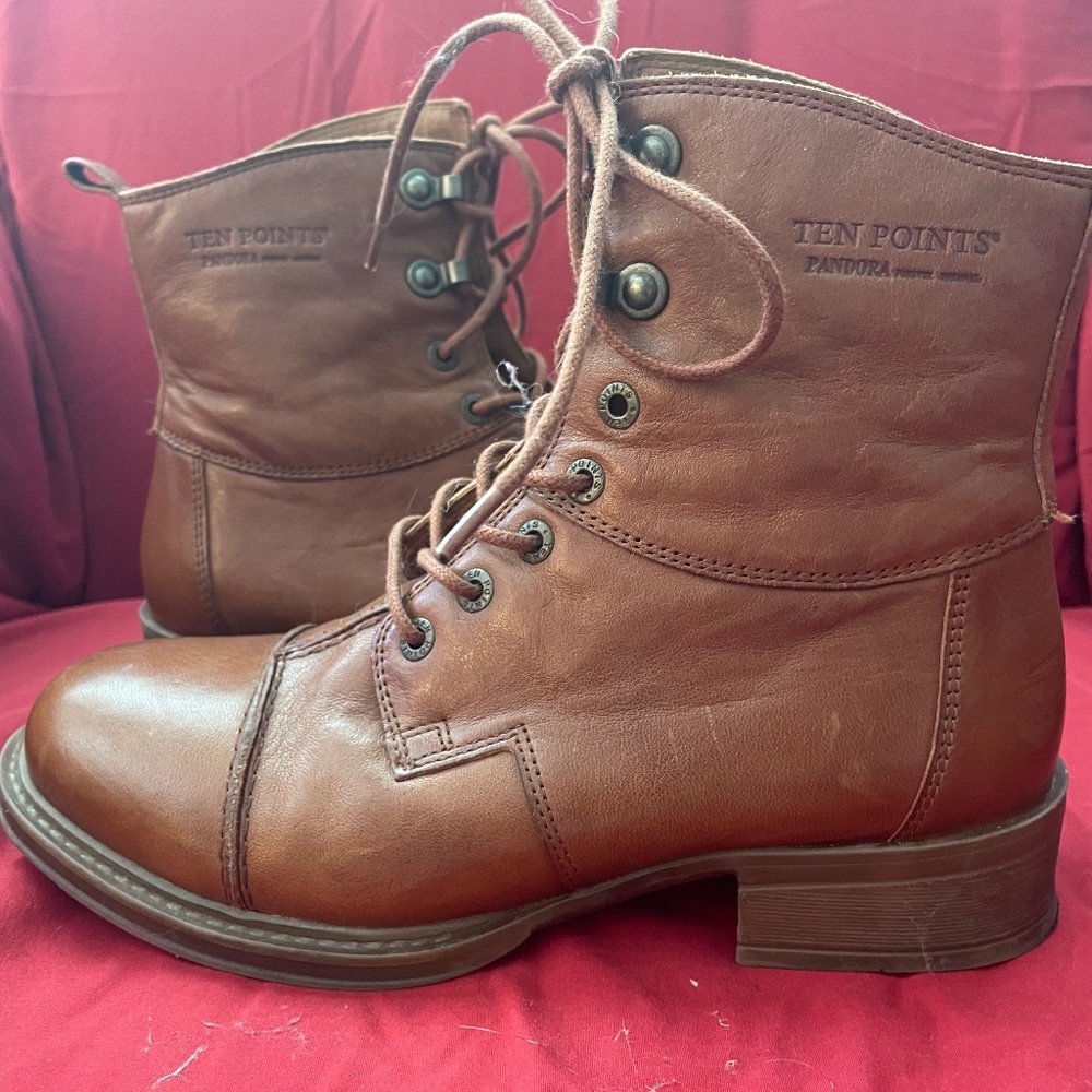 Ten Points leather lace up boots size 7.5 or euro 38